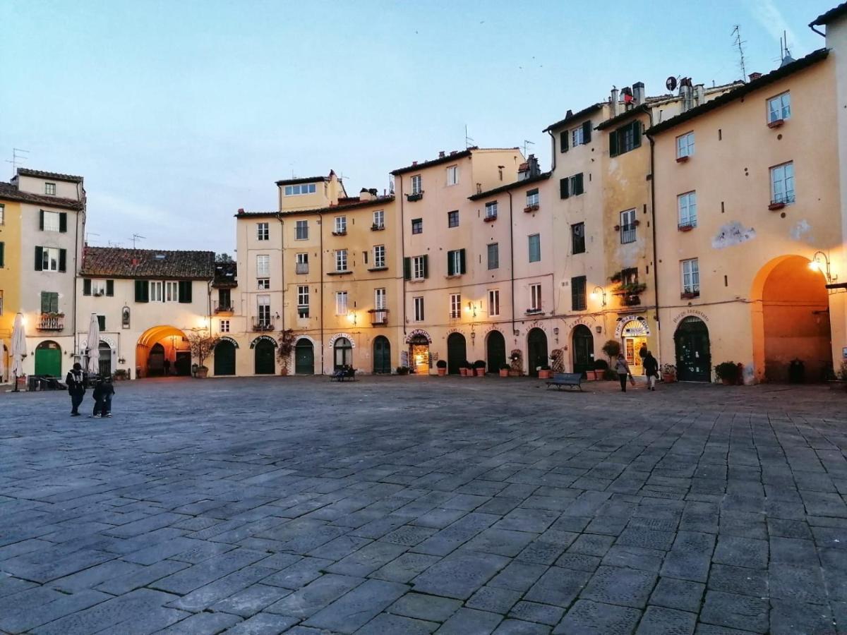 Hotel Napoleon Lucca Esterno foto
