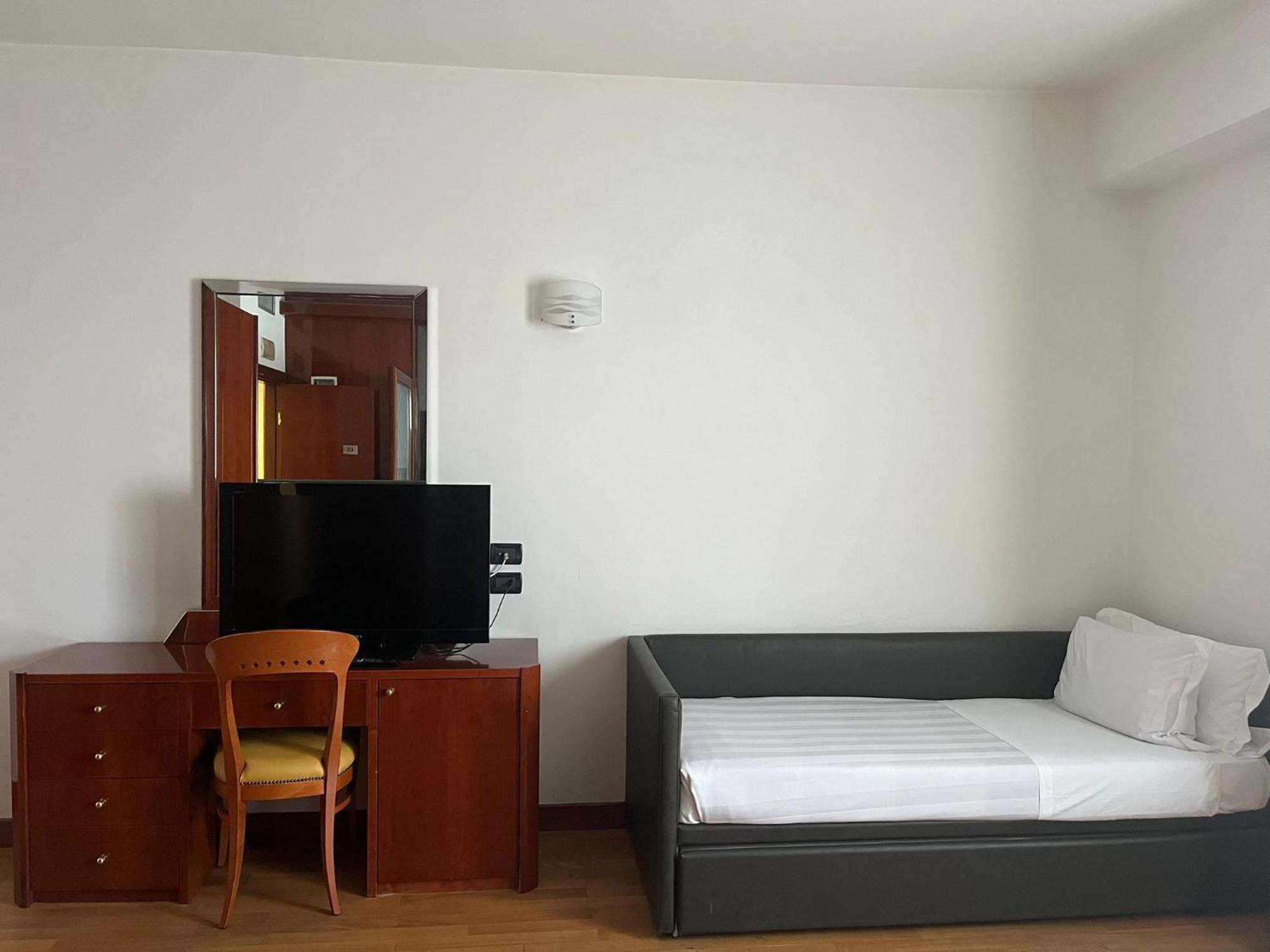 Hotel Napoleon Lucca Esterno foto
